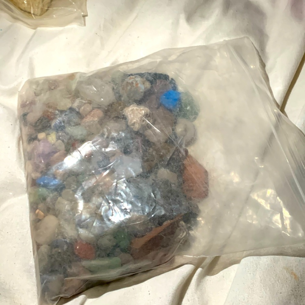 A whole bag of about 60 rocks.